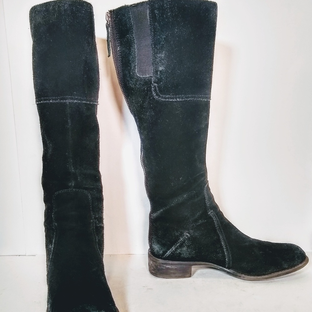 Greenish black suede Franco Sarto boots